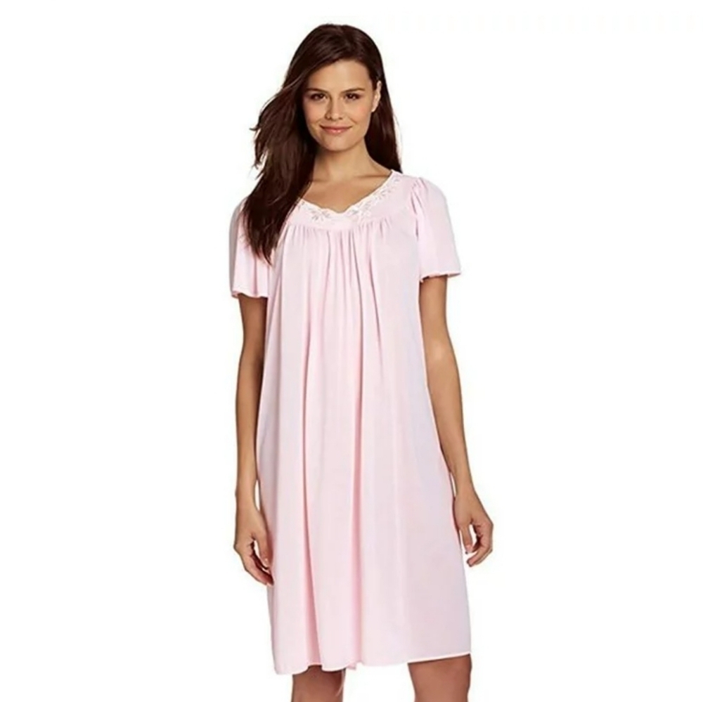 Miss Elaine Classics Pink Old Fashion Sleepwear Nylon Night gown size M